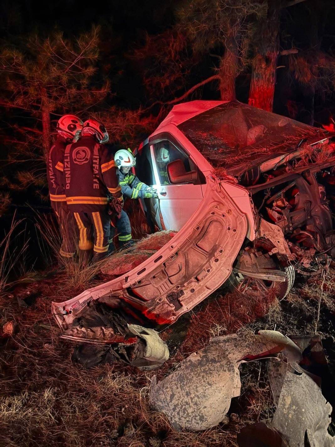 İki genç arkadaşın ölümü sevenlerini yasa boğdu 5