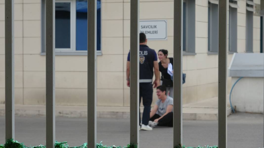 27 yaşındaki genç parkta ölü bulundu! Annenin feryadı yürekleri dağladı 5