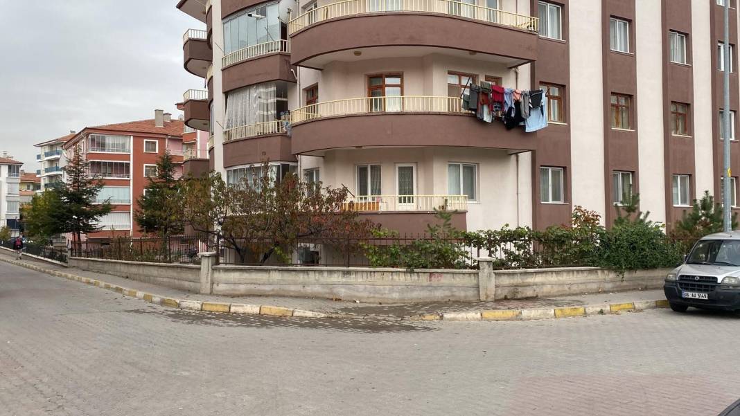 İşe giderken eski eşi tarafından öldürüldü 11