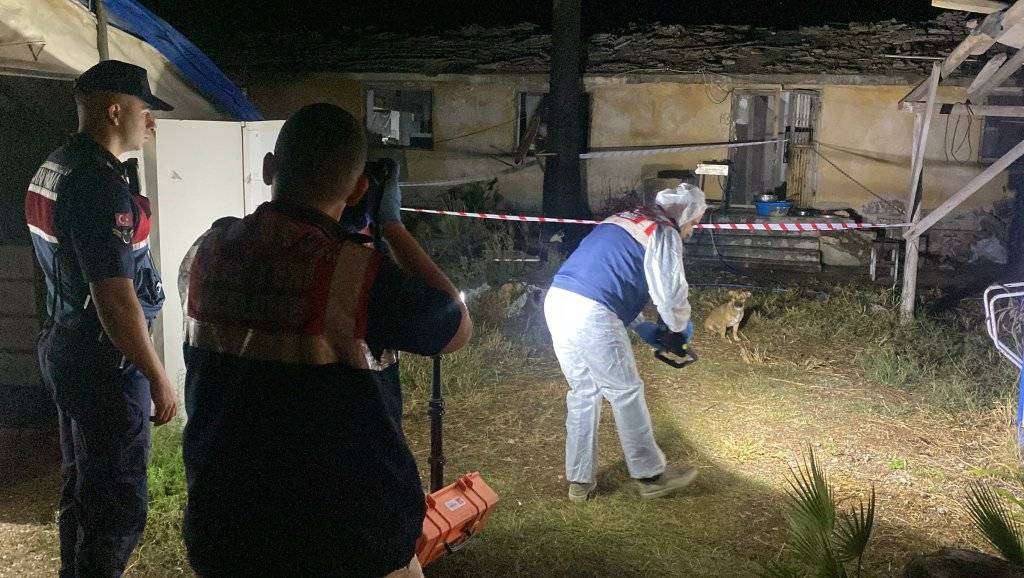 Annesini yaralayıp, mesaj attığını öne sürdüğü iş arkadaşını öldürdü 1