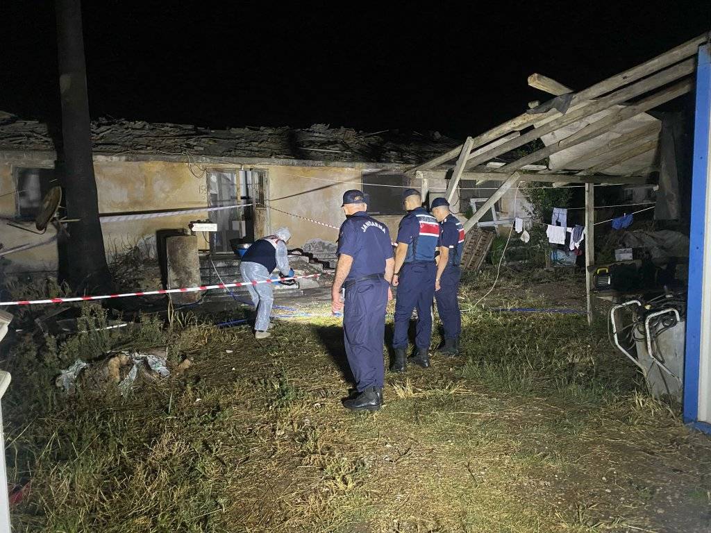 Annesini yaralayıp, mesaj attığını öne sürdüğü iş arkadaşını öldürdü 2