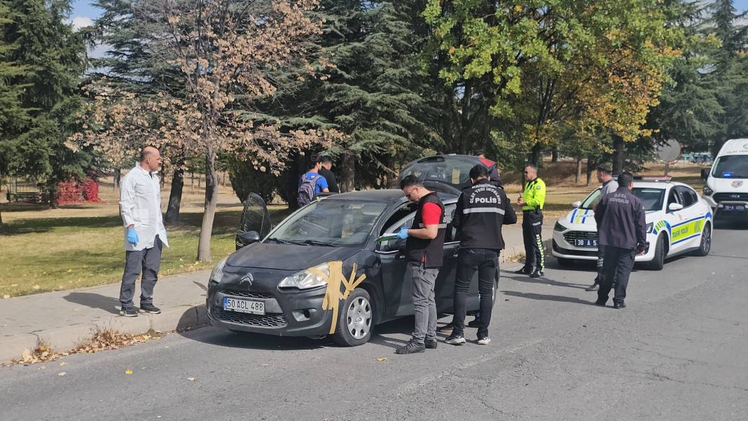Üniversitede cinayet... Eski eşi tarafından vurulan kadın hayatını kaybetti 4