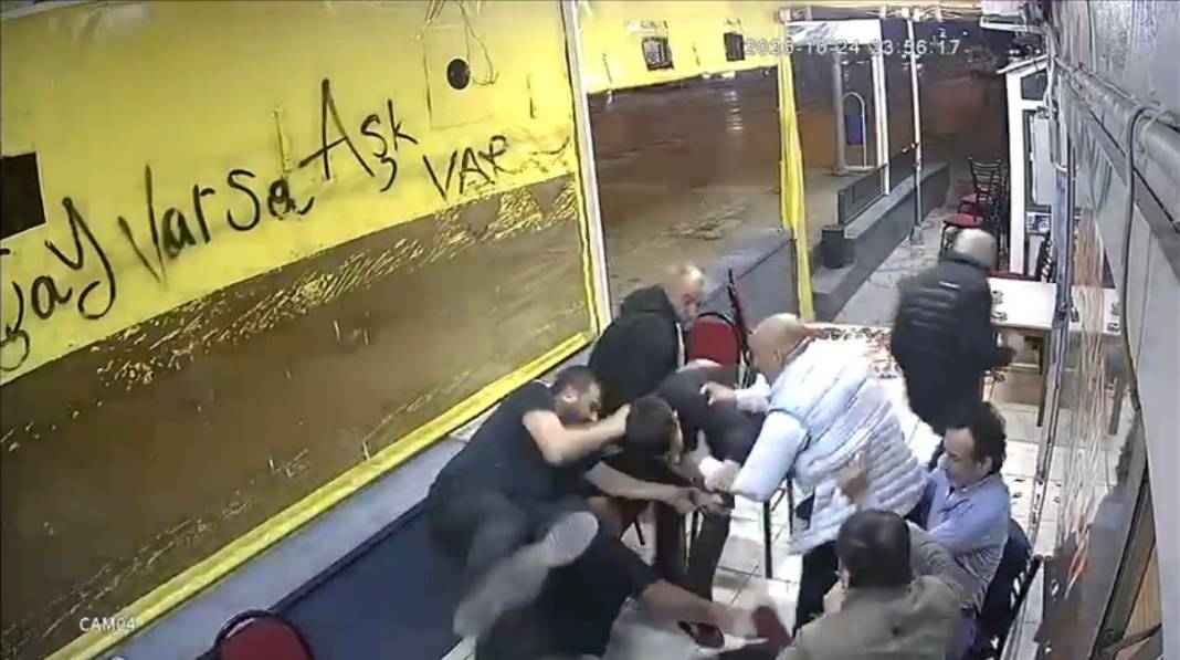 Çay ocağında otururken silahlı saldırıya uğradı 2