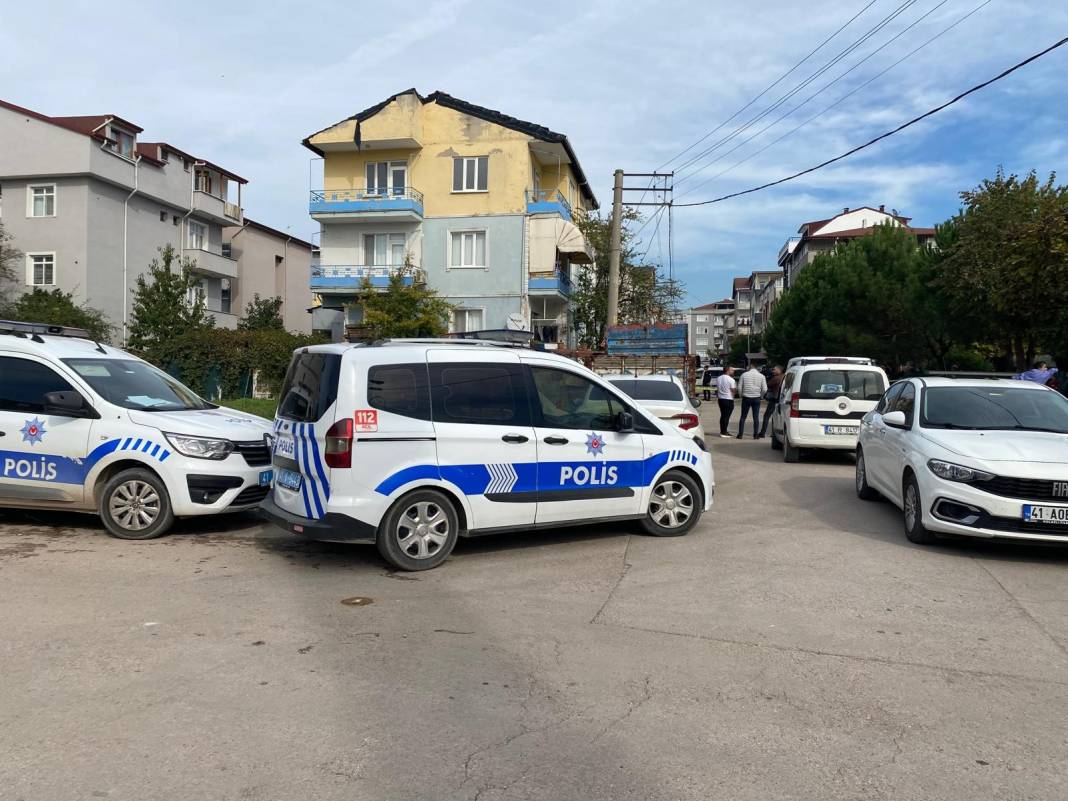 Yer Kocaeli... Eşini bıçaklayarak öldürdü 3