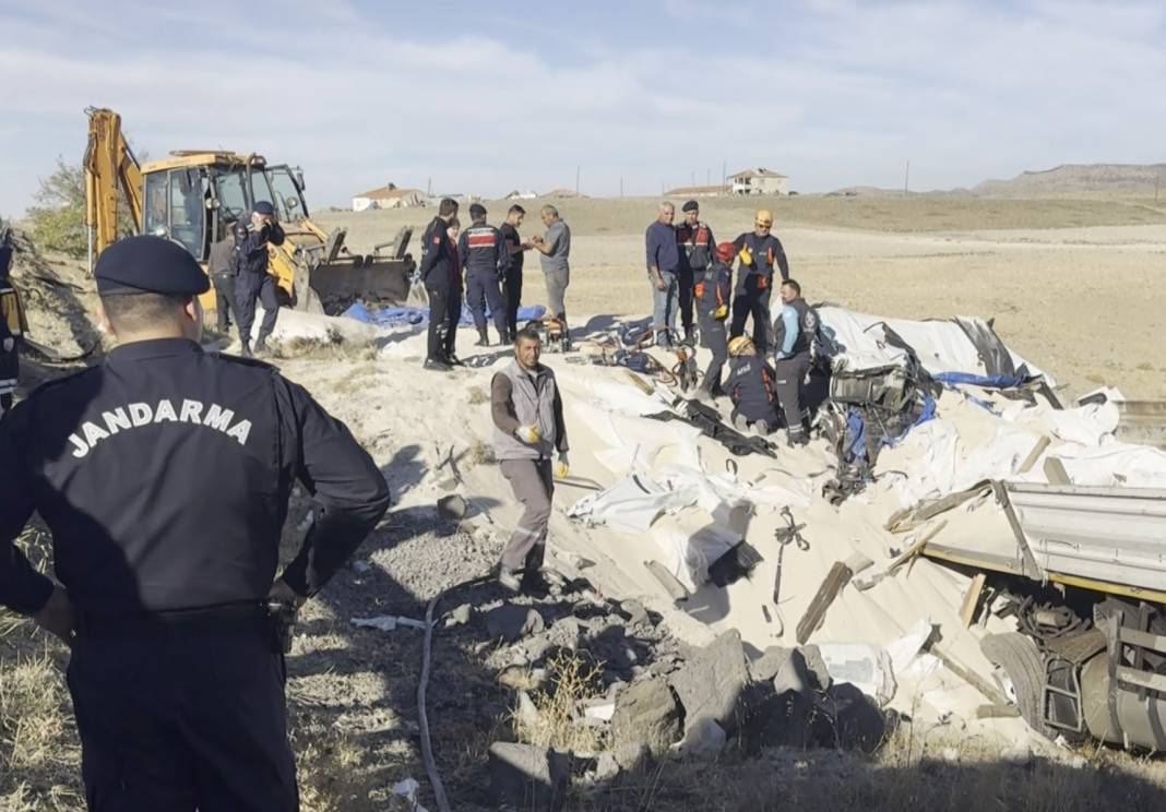 Aksaray'da acı kaza... Genç yaşta hayatını kaybetti 7