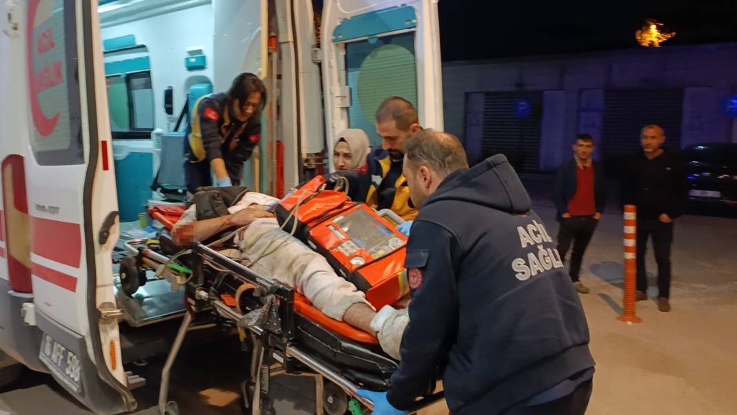 Bursa'da 3 motosikletin karıştığı kazada bir genç hayatını kaybetti 5