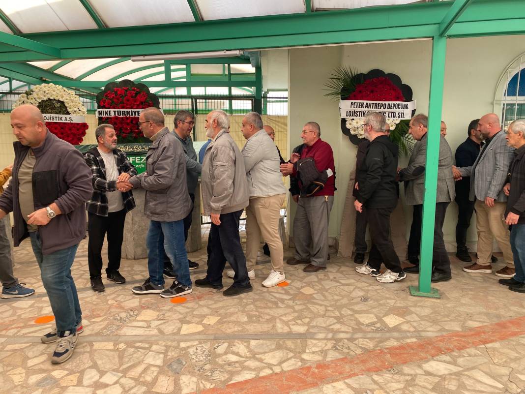 Kocaeli'de acı veda... Gözyaşları arasında toprağa verildi 6