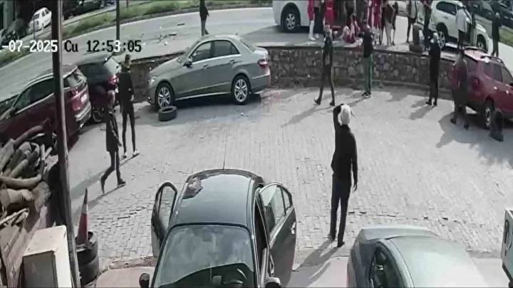 Dolmuş ciple çarpıştı: Çok sayıda yaralı  var 6