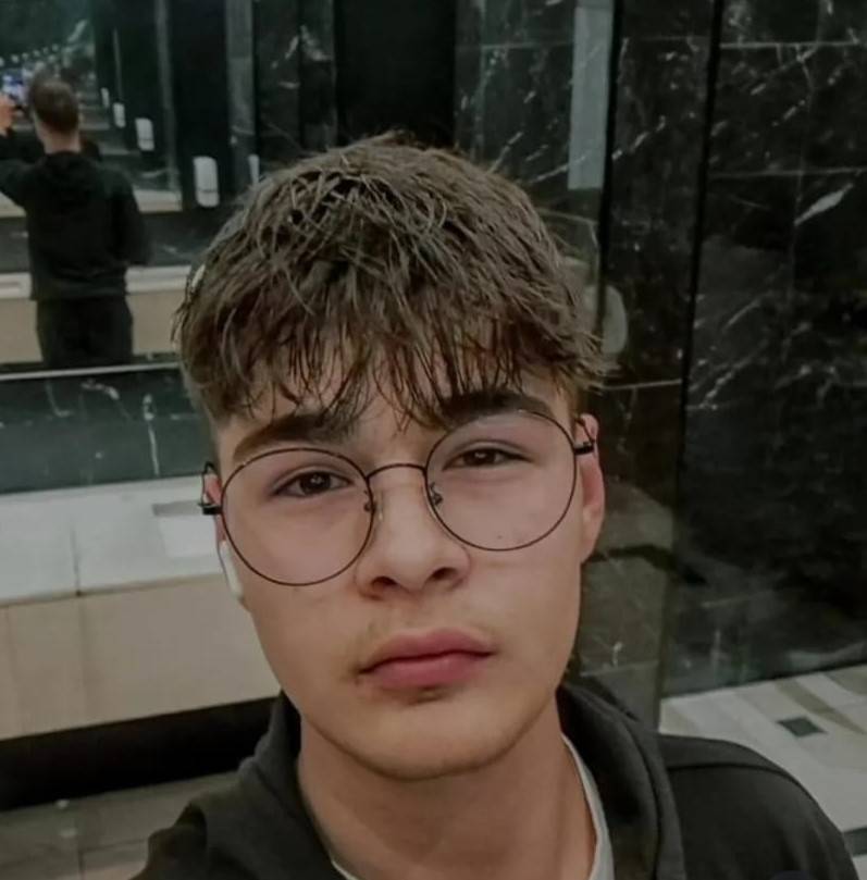 3 çocuğun sürüş keyfi kötü bitti! İkiye bölünen otomobil, iki çocuğa mezar oldu 9