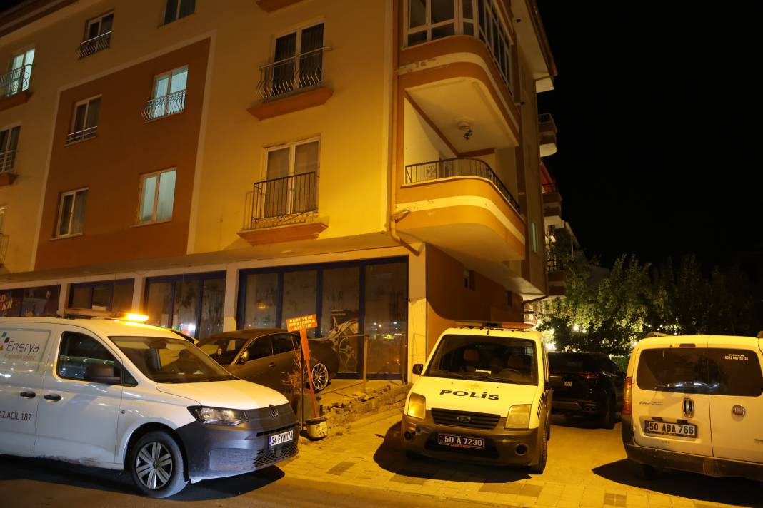 9 aylık hamile kadın evinde ölü bulundu 4