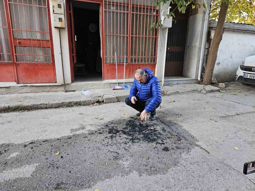 Edirne’de merkezde skandal! Kuran-ı Kerim yakıldı 2