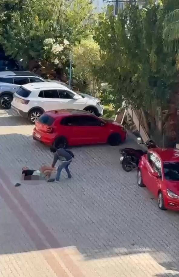 Annesiyle gönül ilişkisi olduğu iddiasıyla yaşlı adamı sokak ortasında öldürdü 3