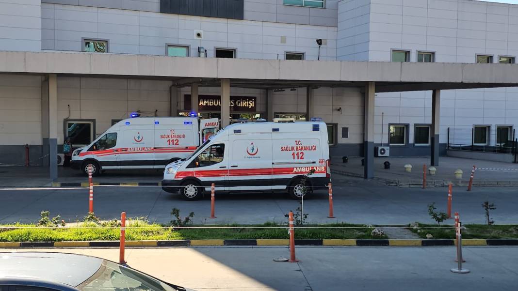 Evde yangın çıktı: 1 ölü, 3 yaralı 4