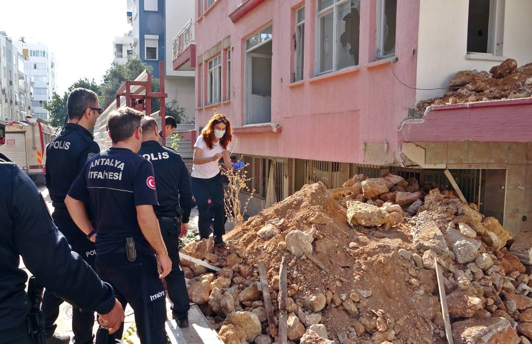 Kentsel dönüşüm için boşaltılan binada yangın çıktı: 1 ölü 2