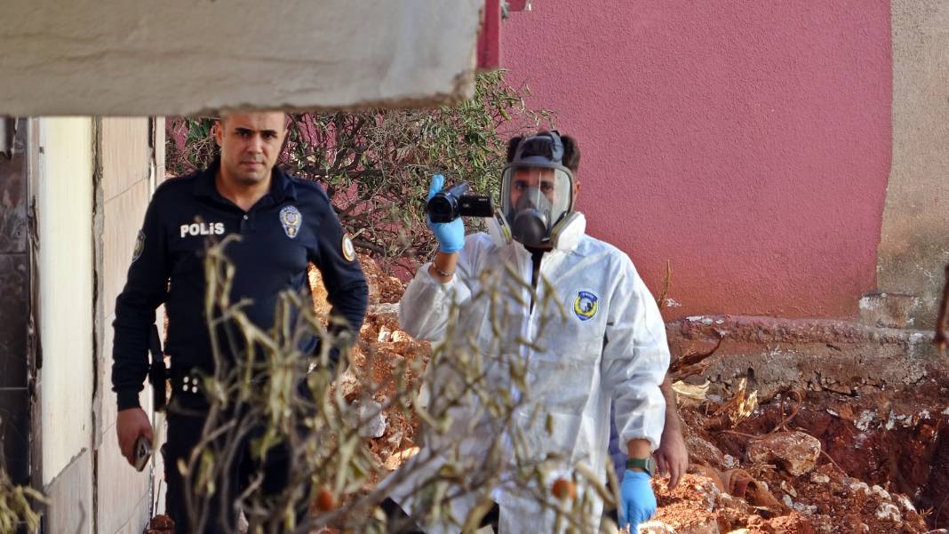 Kentsel dönüşüm için boşaltılan binada yangın çıktı: 1 ölü 8