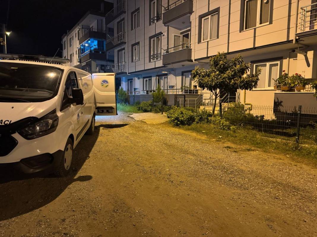 Sakarya'da acı ölüm... Yakınları gözyaşlarına boğuldu 1
