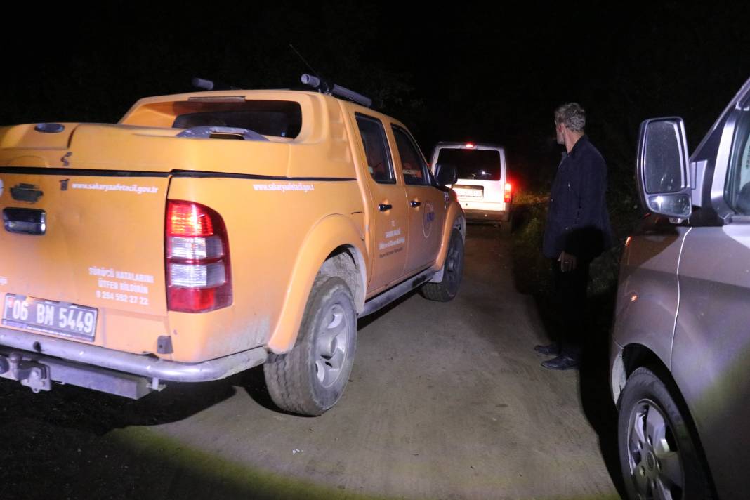 Sakarya'da gencin şüpheli ölümü! Tüfek, kan, ceset... 5