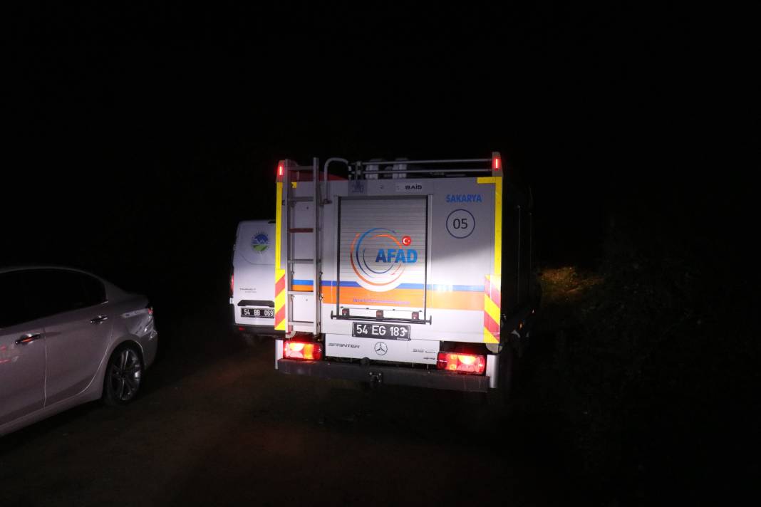 Sakarya'da gencin şüpheli ölümü! Tüfek, kan, ceset... 6