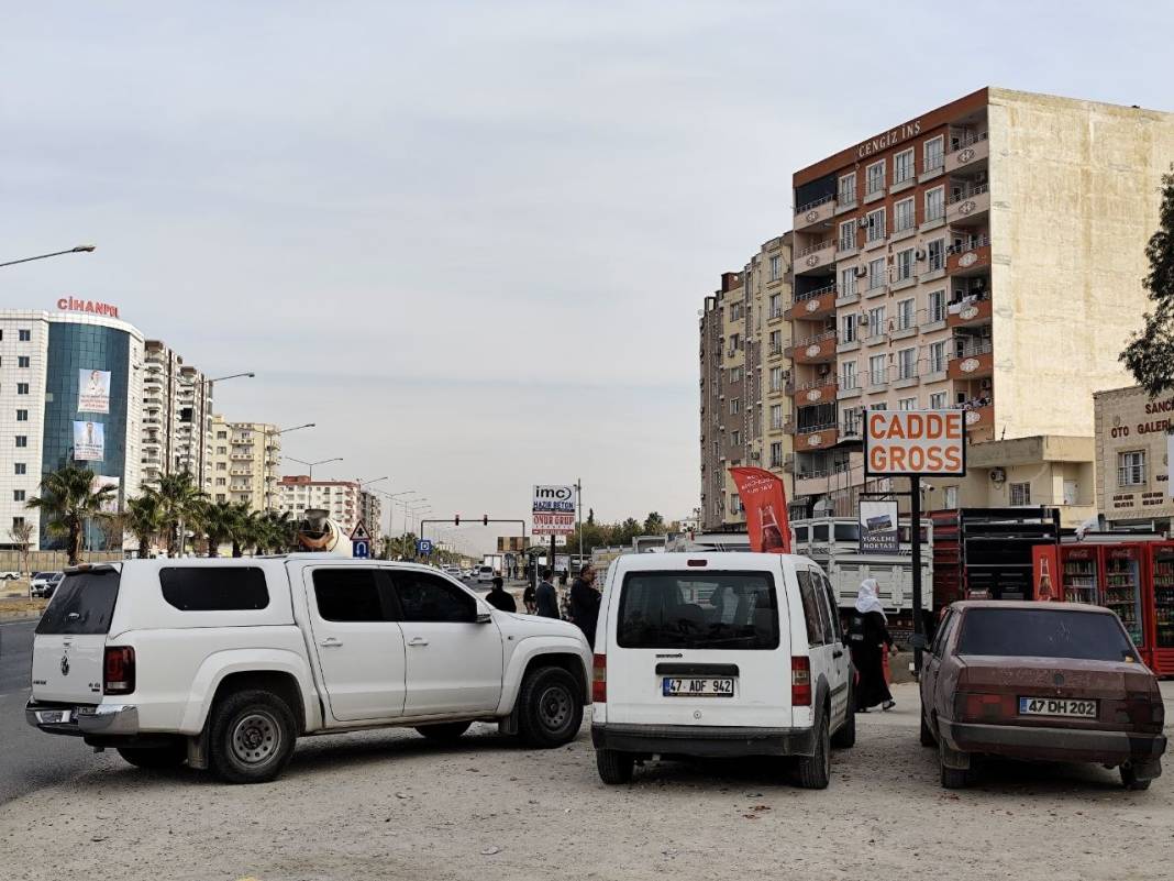 Mardin'de anne, baba ve 5 yaşındaki kızları, başlarından vurulmuş halde ölü bulundu 9