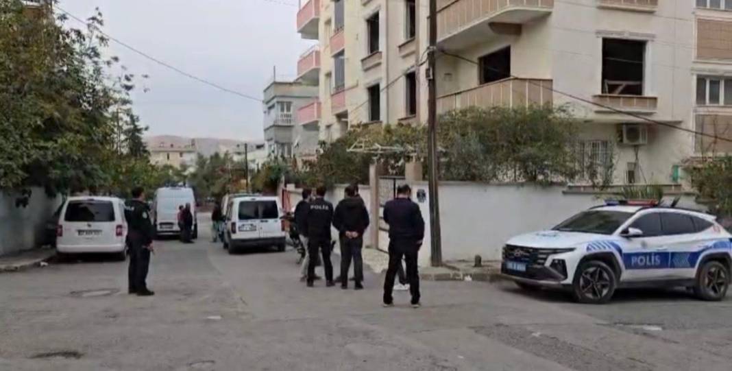 Kocası tarafından silahla vurulan kadın hayatını kaybetti 2