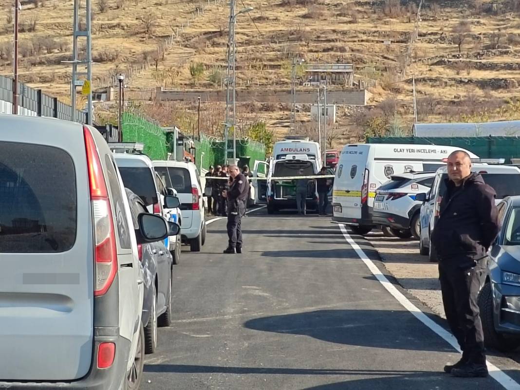 Miras kavgası kanlı bitti... Kaynanasını öldürüp intihar etti 1