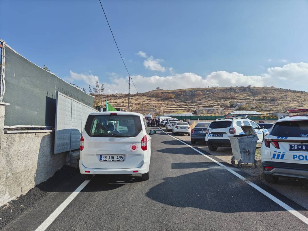 Miras kavgası kanlı bitti... Kaynanasını öldürüp intihar etti 4