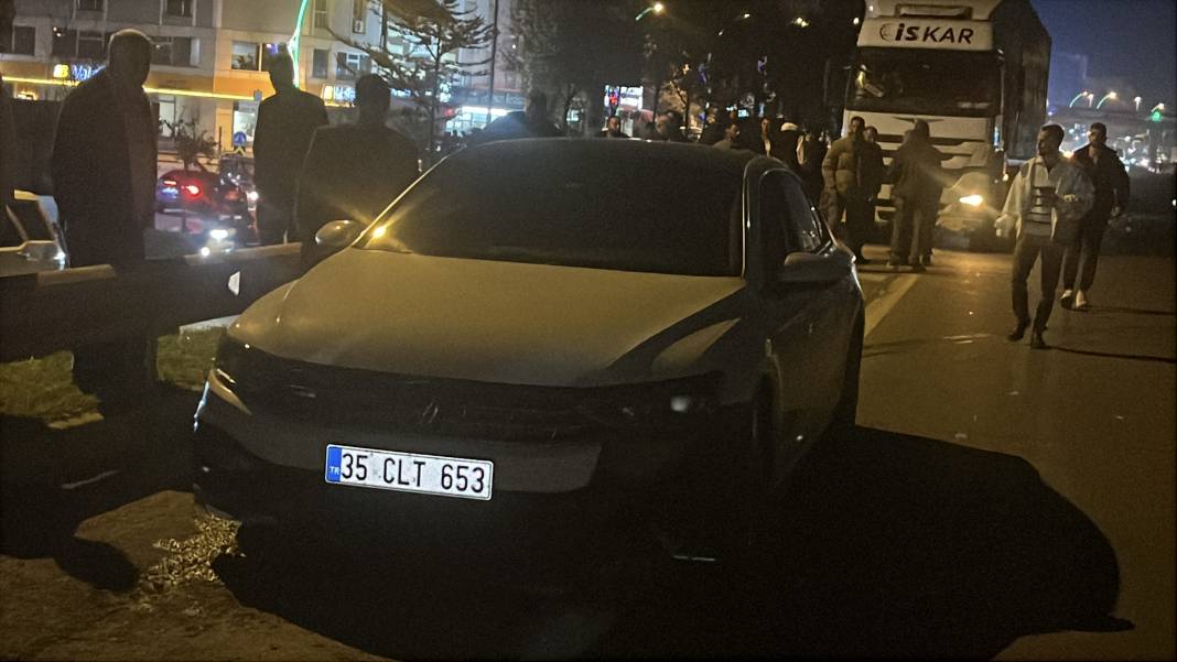 Kocaeli'nde iki kişiye mezar olan kaza! 1