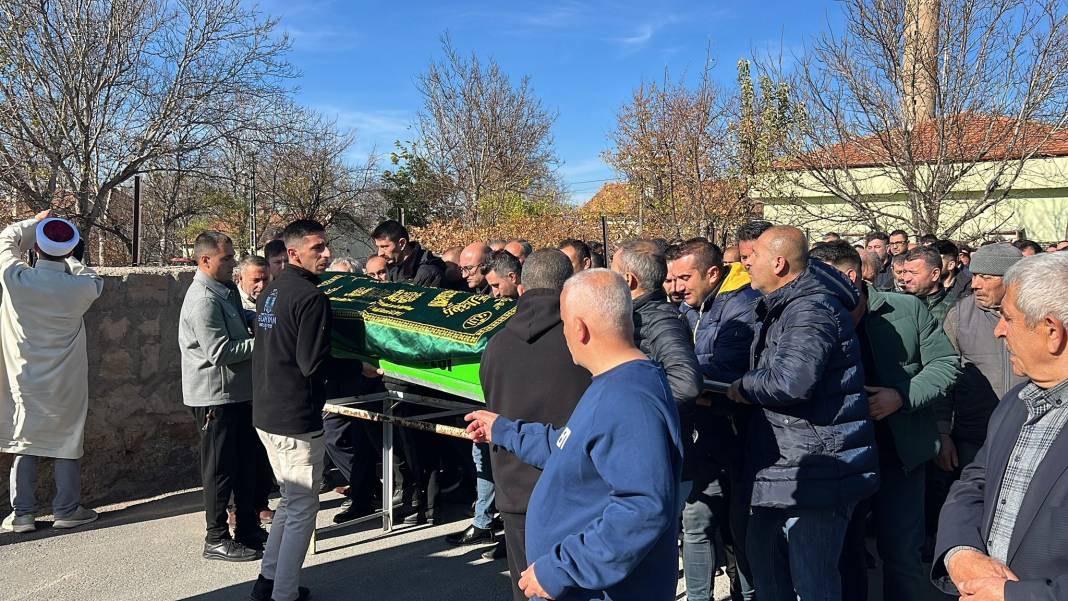 Kayseri bu acıyı konuşuyor... Toprağa verildi 4
