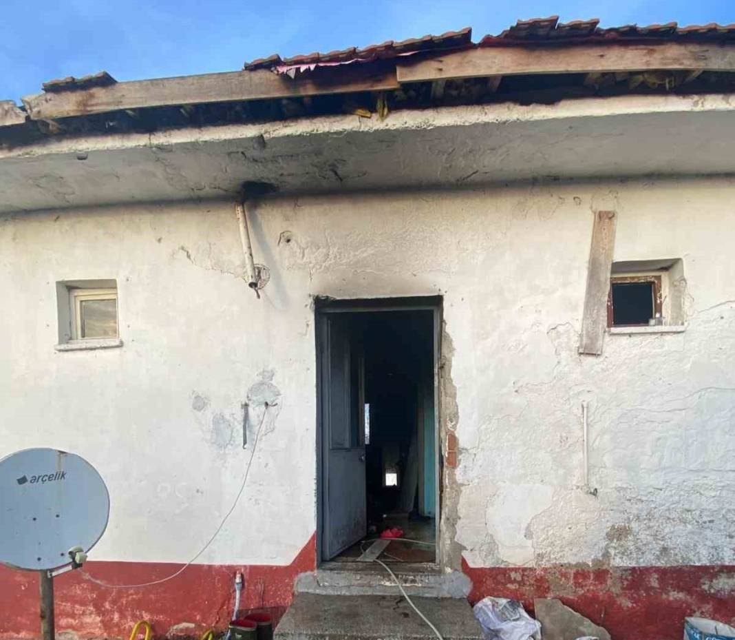 Eski eşi ile kız arkadaşının yaşadığı evi ateşe verdi: 1 ölü, 1 yaralı 1