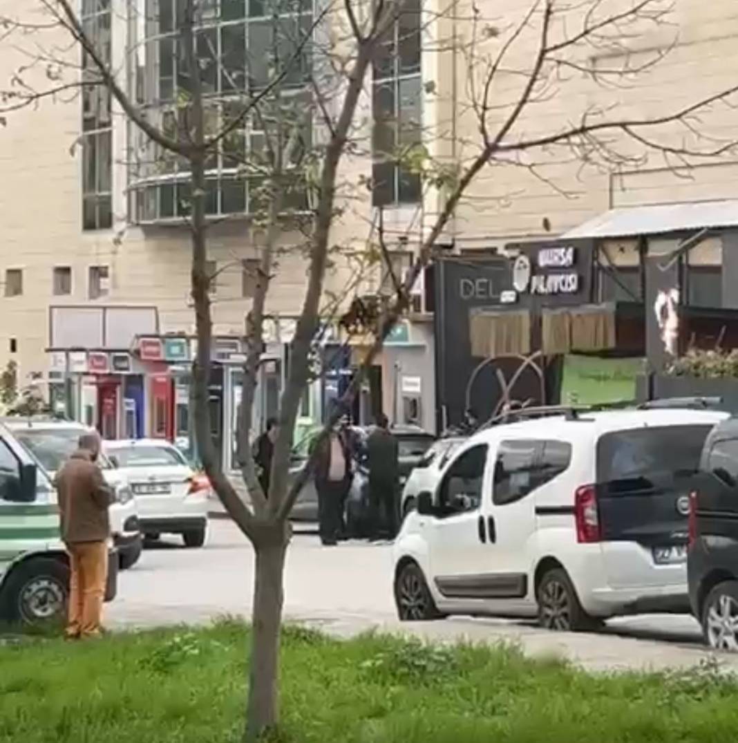 Bursa'da restoranda kan aktı! 6