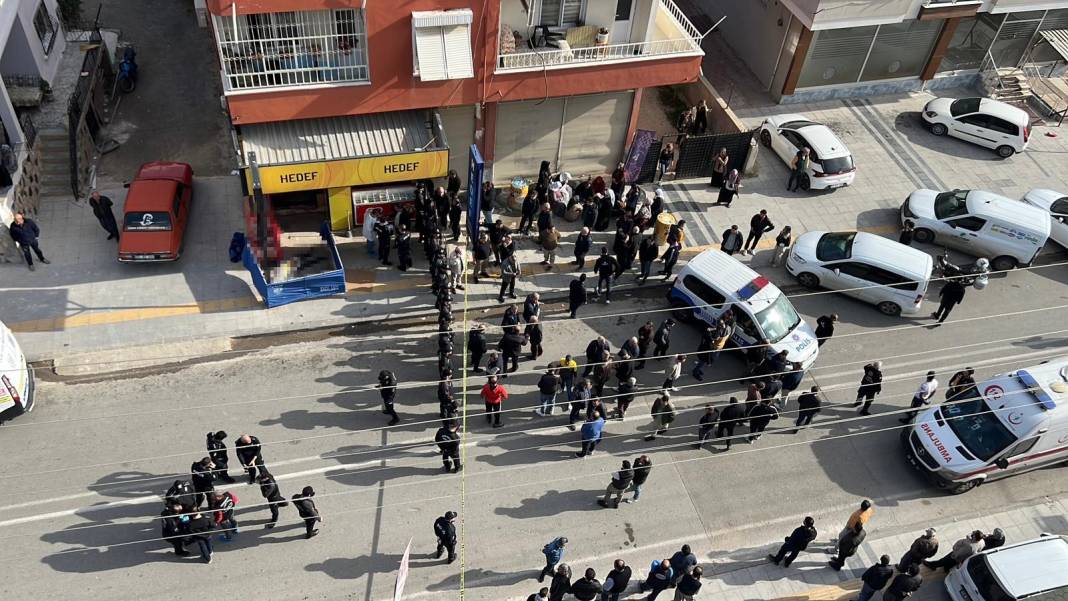 Dehşeti yaşattı... Önce anne oğulu ardından büfeciyi öldürdü 7