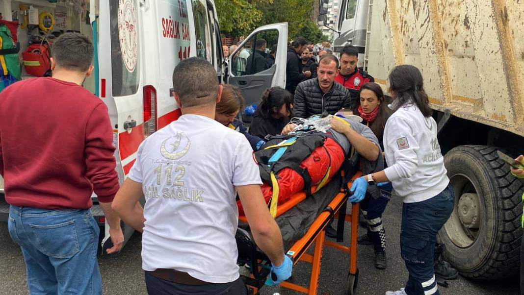 Aydın'da feci olay! Kurye kamyonun altında kaldı 2