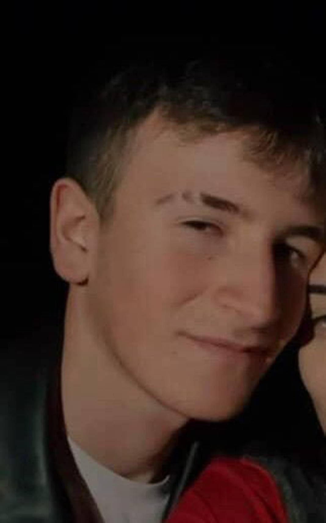 Motosiklet kazasında ölen gencin cenazesini gözyaşları içinde aldılar 2