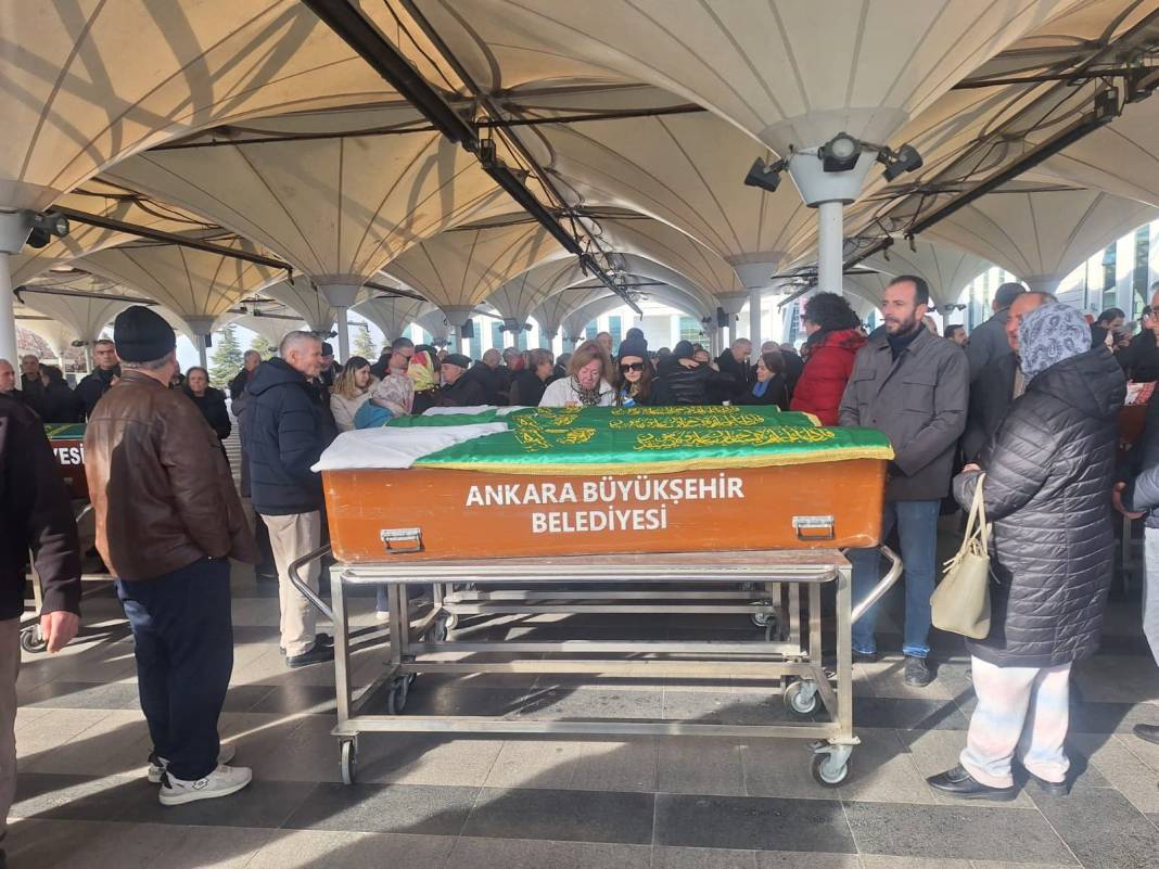 Süpürge sesiyle cinayeti gizlediler! 5