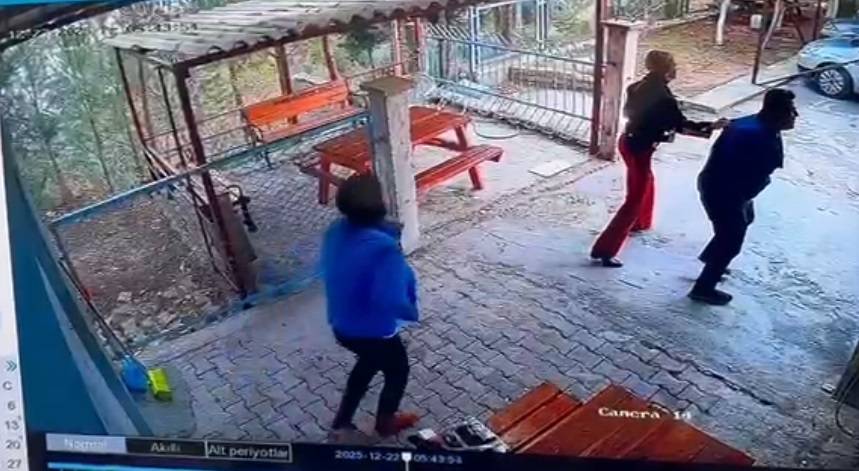 Mersin'de ortaokul öğrencisi, okul müdürünü tüfekle vurdu 3