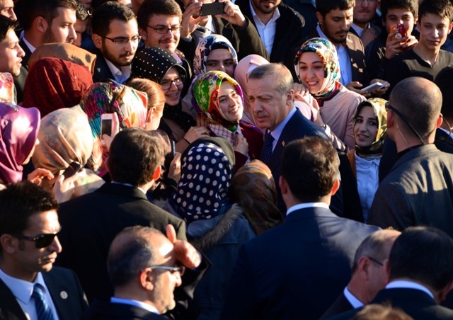 Başbakan Bilim Merkezini gezdi ve İstanbul'a gitti 1