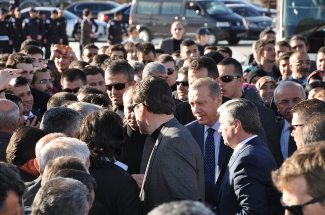 Başbakan Bilim Merkezini gezdi ve İstanbul'a gitti 8