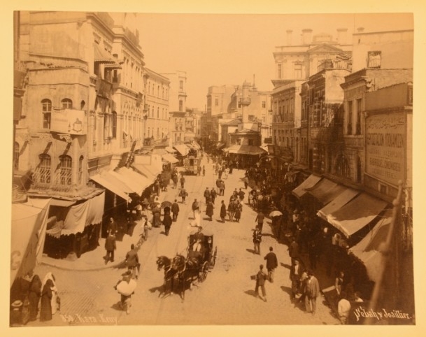 Gül'e eski İstanbul fotoğrafları sürprizi 4