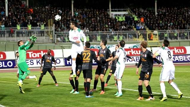 Torku Konyaspor 0 - 0 Galatasaray 30