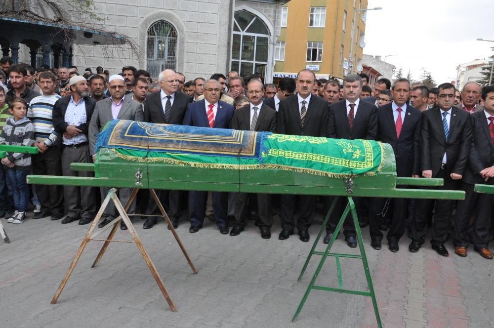 Konya'da kaza - Vefat eden 6 kişinin cenazesi toprağa verildi 6
