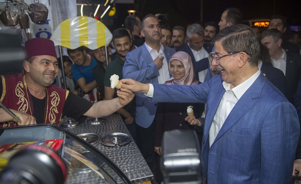 Başbakan Davutoğlu Konya Zafer'de yürüyüşe çıktı 9