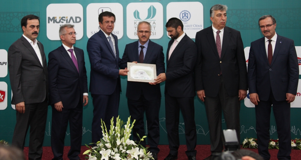 Bakan Nihat Zeybekçi'den Konyalı firmalara ödül 12