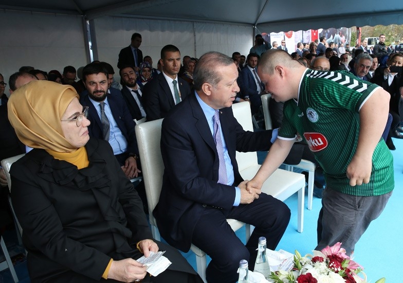 Erdoğan'dan çocuklara özel ilgi 8