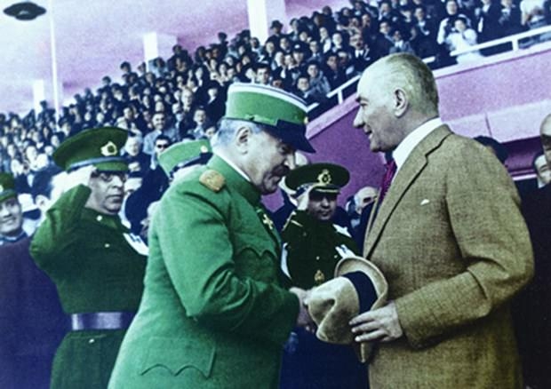 Genelkurmay Atatürk'ün renkli fotoğraflarını yayınladı 21