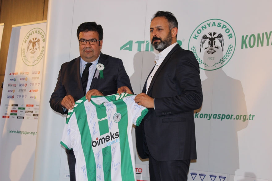 Atiker Konyaspor, sponsorlarını ödüllendirdi 36
