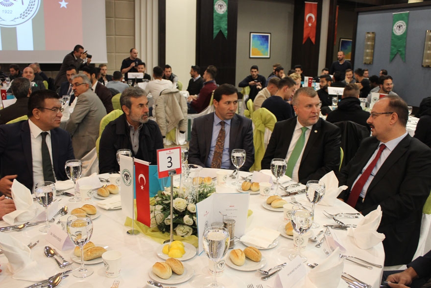 Atiker Konyaspor, sponsorlarını ödüllendirdi 4