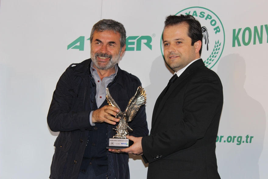 Atiker Konyaspor, sponsorlarını ödüllendirdi 42