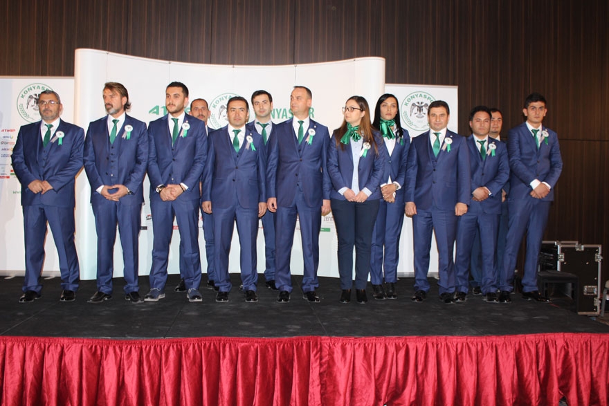 Atiker Konyaspor, sponsorlarını ödüllendirdi 46