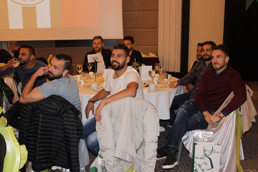 Atiker Konyaspor, sponsorlarını ödüllendirdi 55