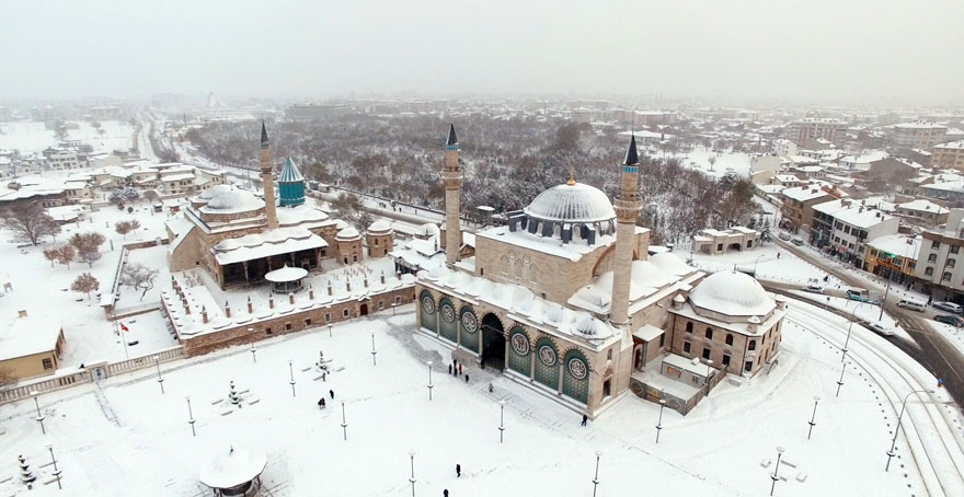 Konya'da kar yağışı kartpostallık görüntüler oluşturdu 5